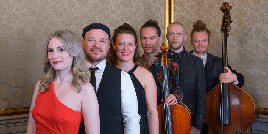 `Everyday is Christmas` - Das Weihnachtskonzert mit Anne Großhäuser & Band
